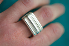 Lade das Bild in den Galerie-Viewer, Silhouette de Nuage