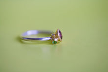 Lade das Bild in den Galerie-Viewer, Moyen Bouquet Ring