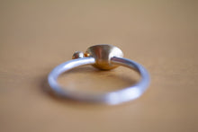 Lade das Bild in den Galerie-Viewer, Petit Bouquet Ring