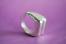 Lade das Bild in den Galerie-Viewer, Radical Love Ring