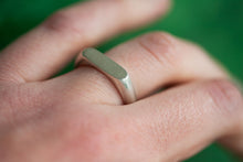 Lade das Bild in den Galerie-Viewer, Ovaler Siegelring